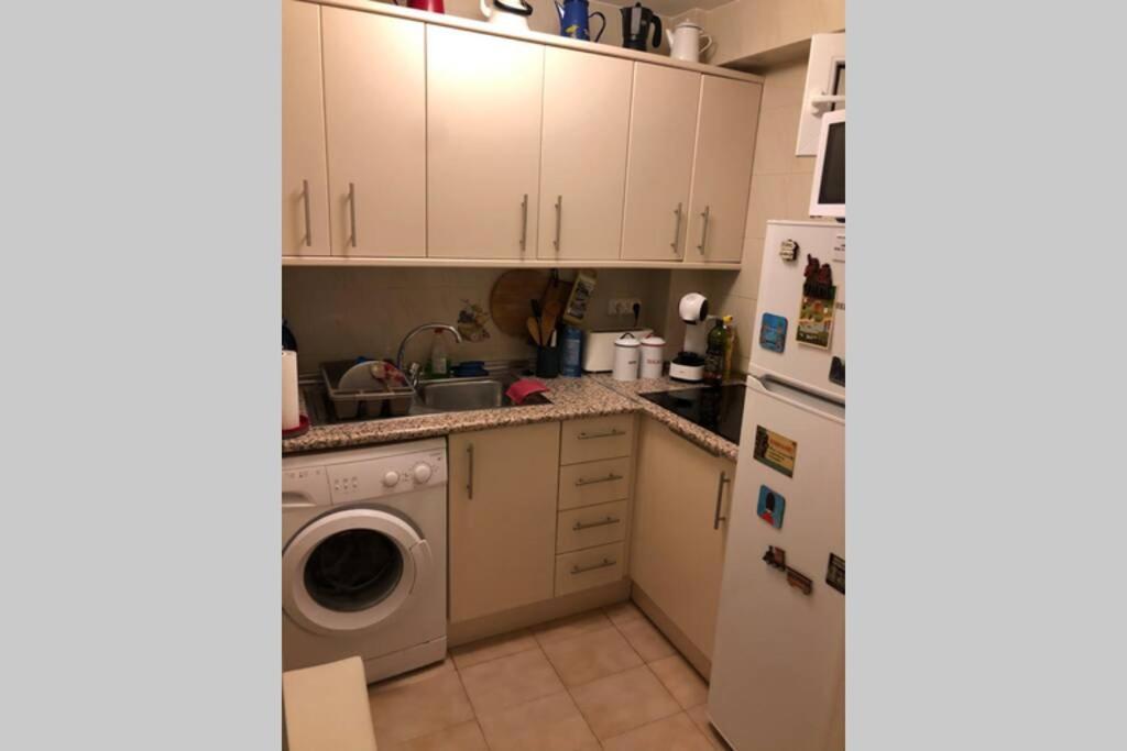 Cosy Apartment 5 Min From The Beach , Sea View Benidorm Exterior photo